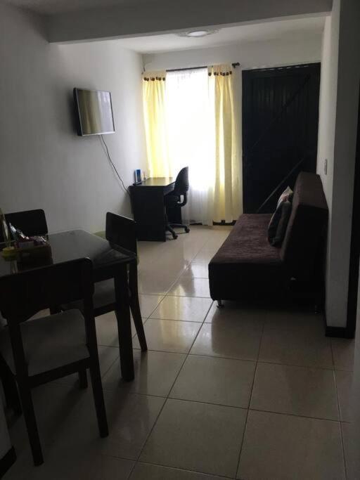 Alojamieno Cerca A Ukumari, Consota, Expofuturo Apartment