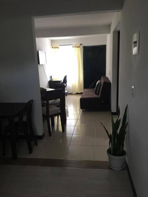Alojamieno Cerca A Ukumari, Consota, Expofuturo Apartment *